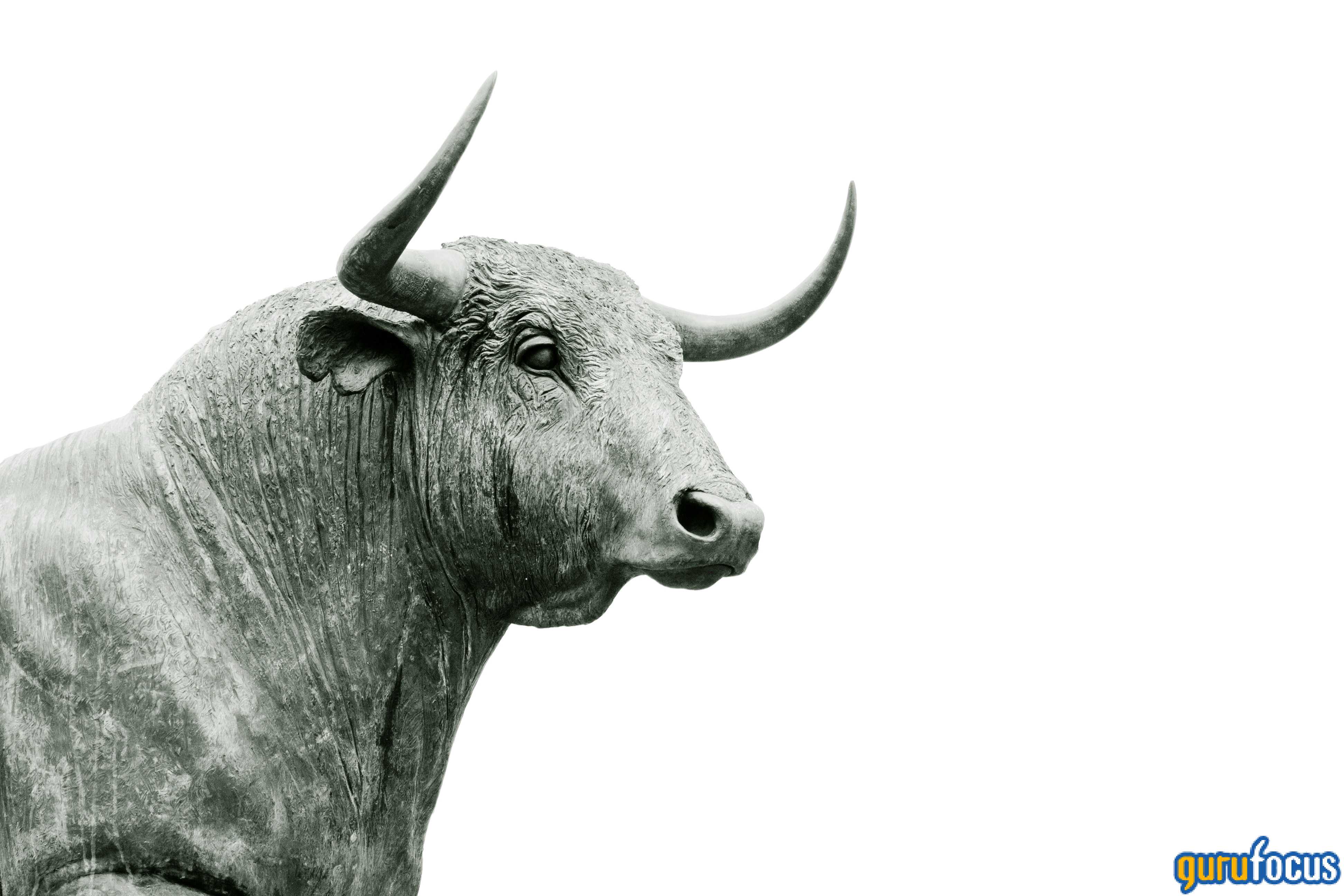 Asian Stocks Soar on Iran Ceasefire Hopes -- Oil Crashes 4%, Gold Jumps Toward $4,600